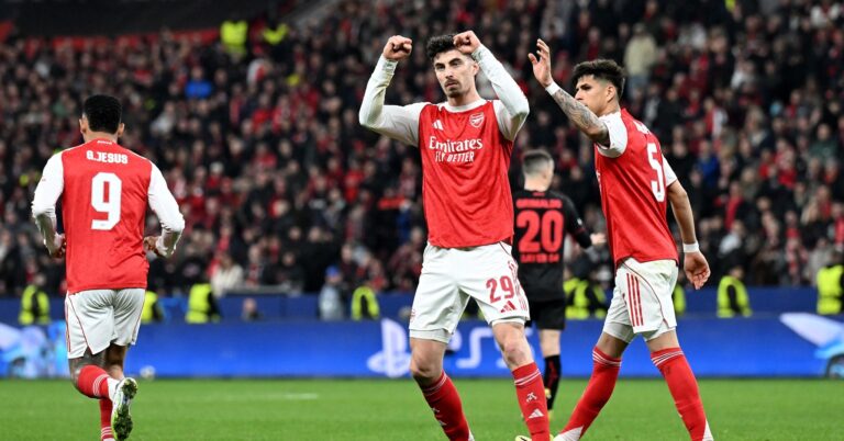 Kai Havertz, from Arsenal, celebrates a goal against Bayer Leverkusen during the Round of 16 of the 2026 Champions League. Featured image of the Champions League semi-finals article