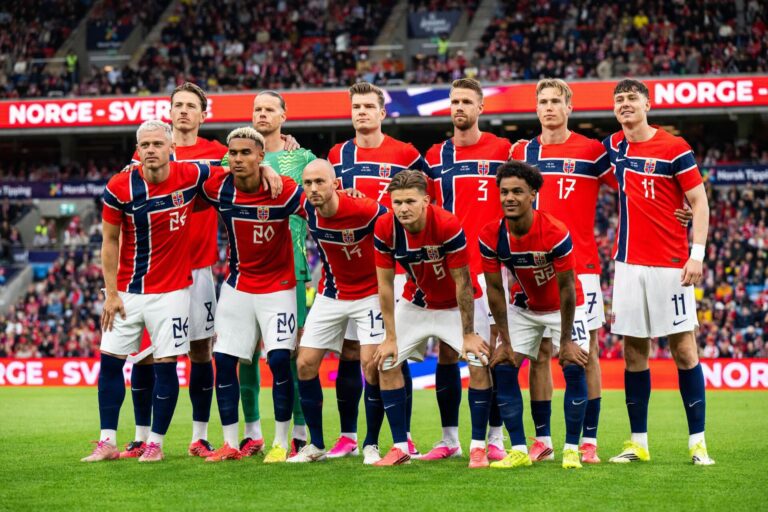 Norway's national team pose for a photo prior to their friendly against Sweden on June 1st, 2026. Featured image for Norway fun prop bets article