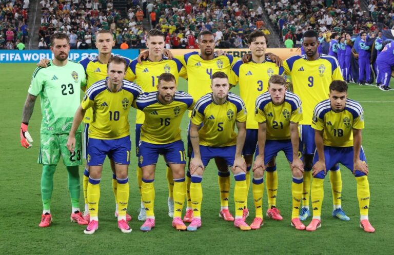 The Sweden national team photo ahead of their World Cup 2026 game vs Tunisia. World Cup 2026 tips for day 11 & 12 featured image.